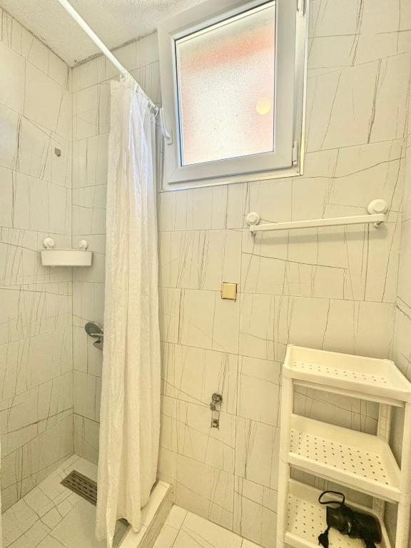 Calma Vista Apartments - 10