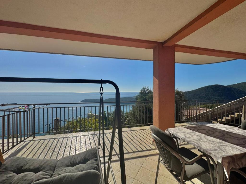 Calma Vista Apartments - 2