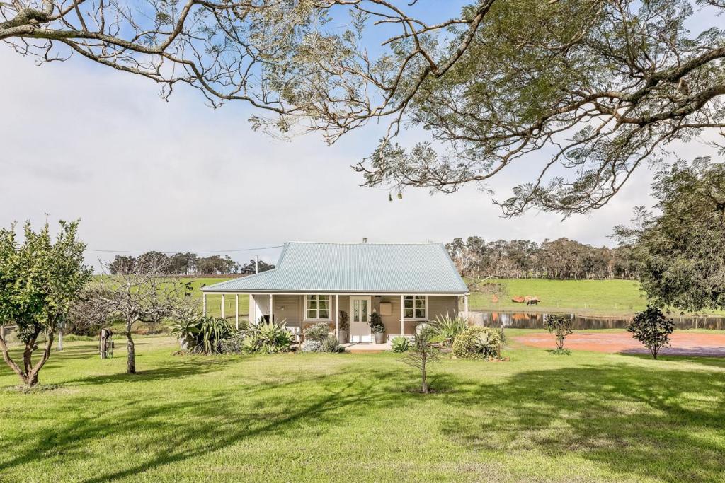 Сад в 8 Paddocks Cottage, Cowaramup, Margaret River Region