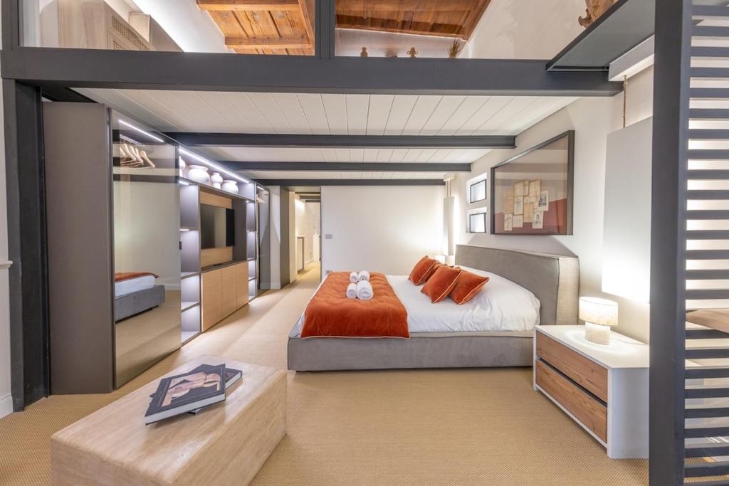 Secret Home - San Babila Lux Apartments