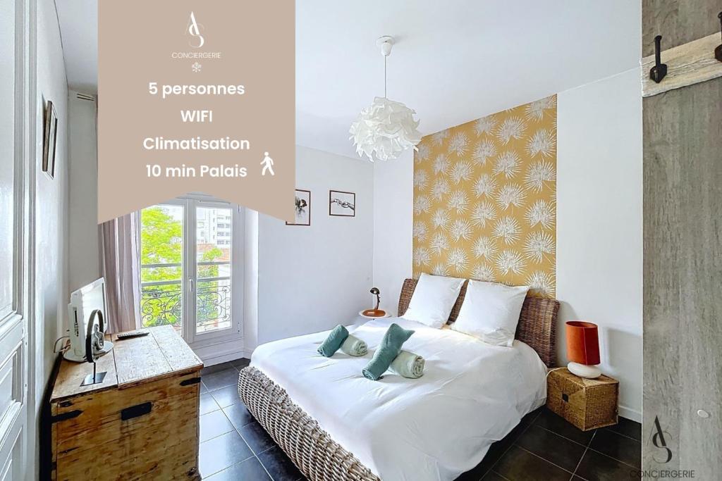 Postel nebo postele na pokoji v ubytování Le Week - 5 min Palais - 3 chambres - WIFI