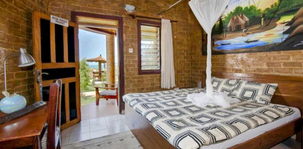 Tanji Bco Bird Resort