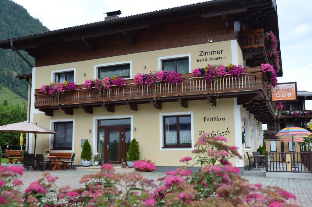 Nespecifikovaný výhled na hory nebo výhled na hory při pohledu z bed and breakfast