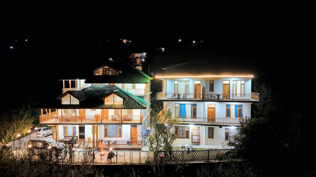 Το κτήριο όπου στεγάζεται  το ξενοδοχείο