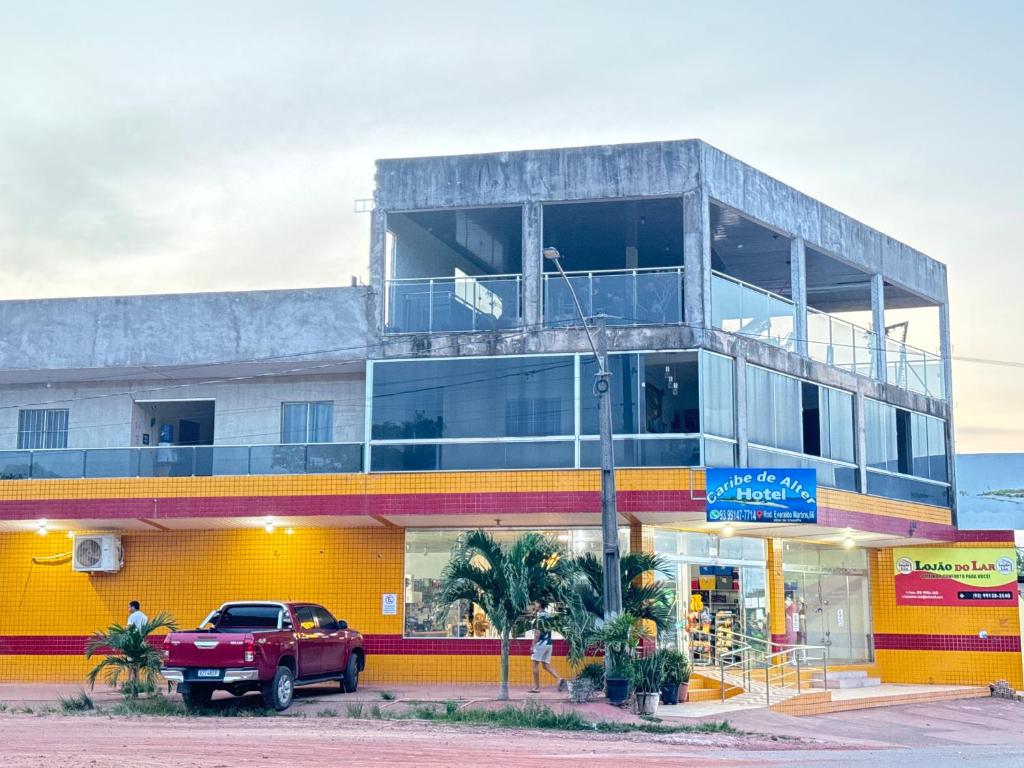 Budova, kde se hotel nachází