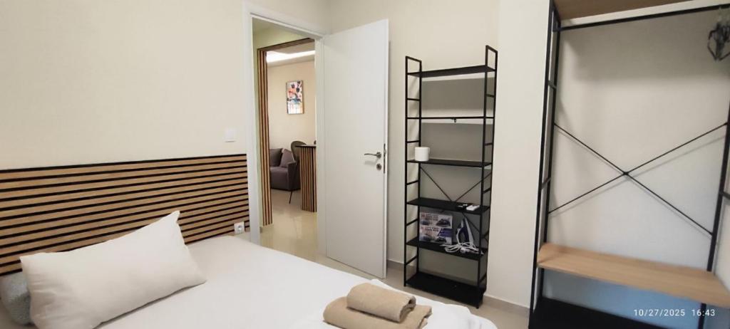 Ένα ή περισσότερα κρεβάτια σε δωμάτιο στο Marietta's Luxury for 5