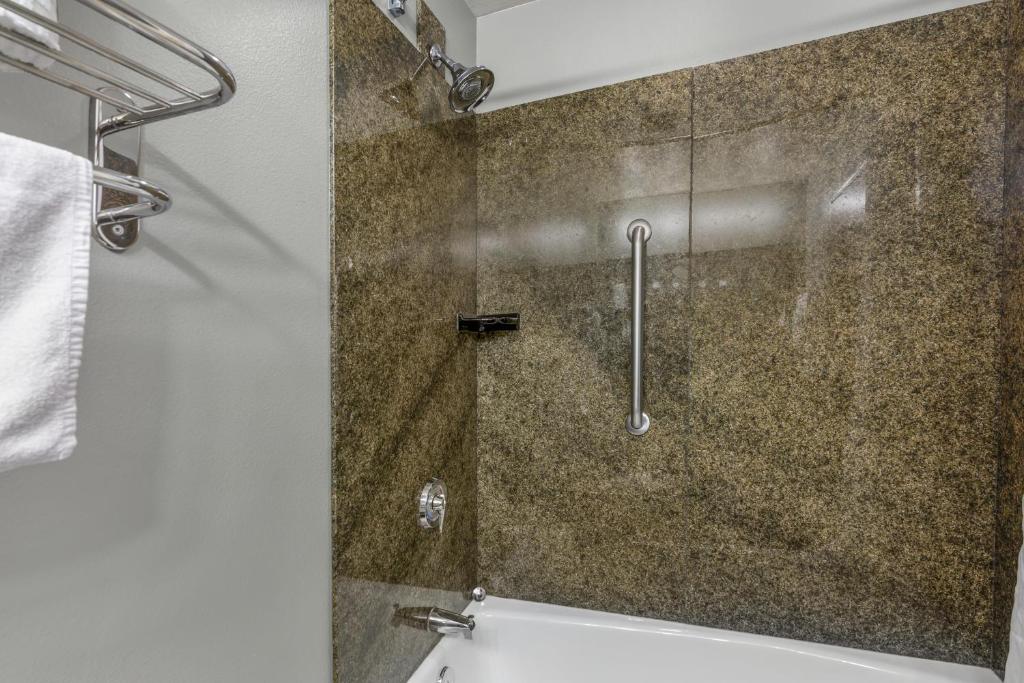 Best Western Plus Williston Hotel & Suites - Camera Queen Con 2 Letti Queen-Size - Non Fumatori