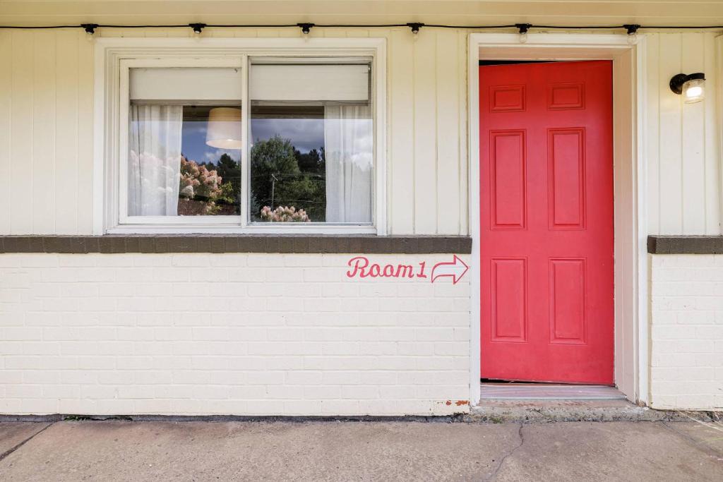 Fotografie z fotogalerie ubytování The Billy Motel Double Room with Retro Charm v destinaci Davis
