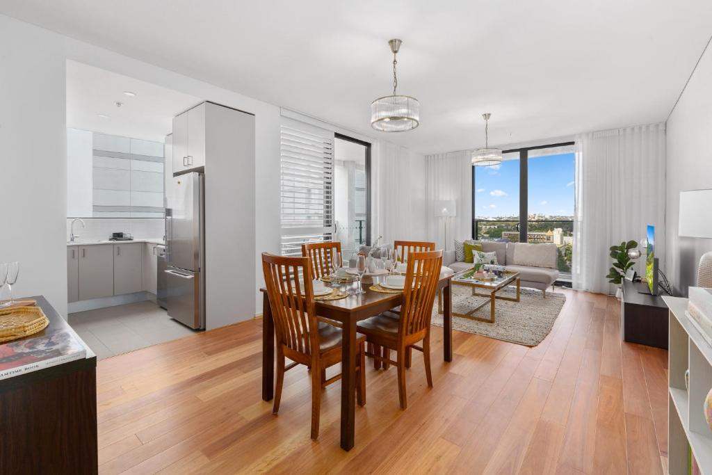 Central Redfern Home with Balcony Escape