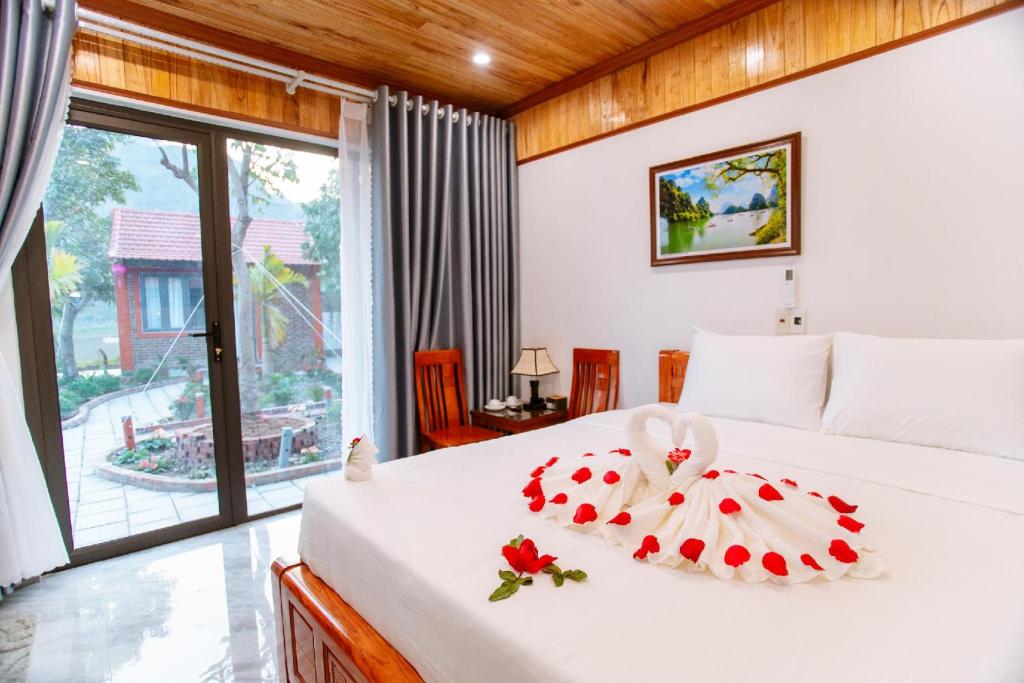 Phòng Deluxe Giường Đôi Có Bồn Tắm