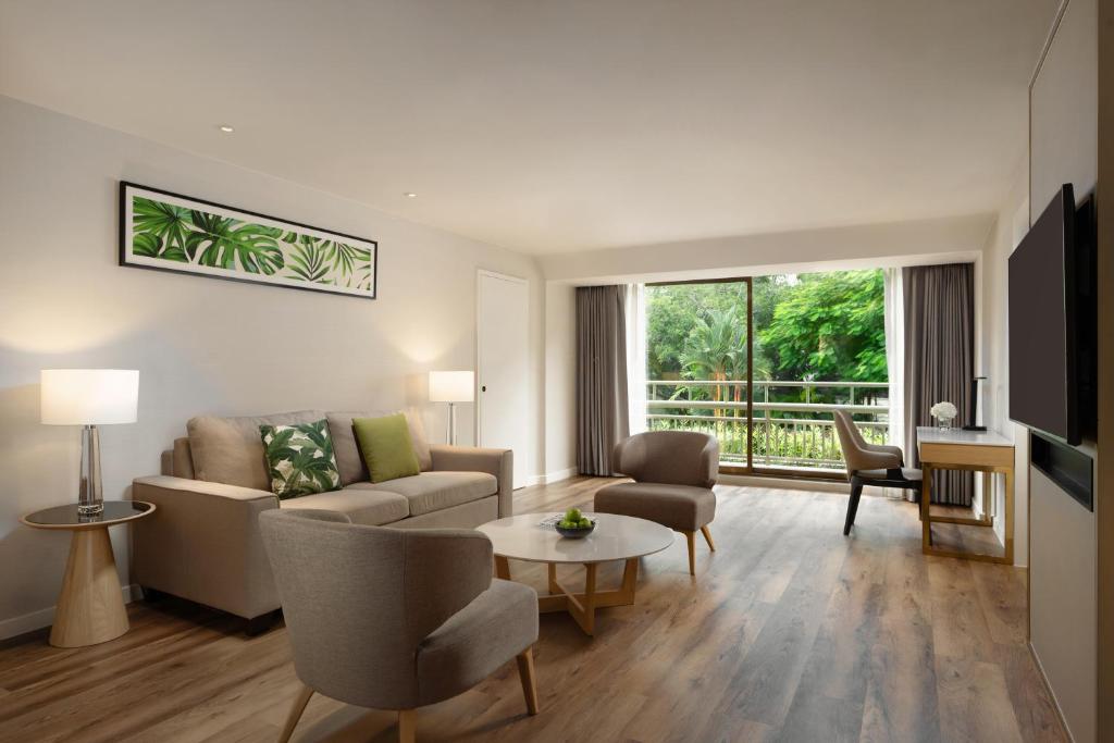 
One-Bedroom Family Suite with One King Bed and Sofa Bed or Bunk Beds
