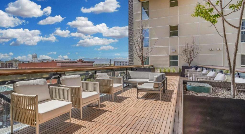 Μπαλκόνι ή βεράντα στο Luxury Central City Escape