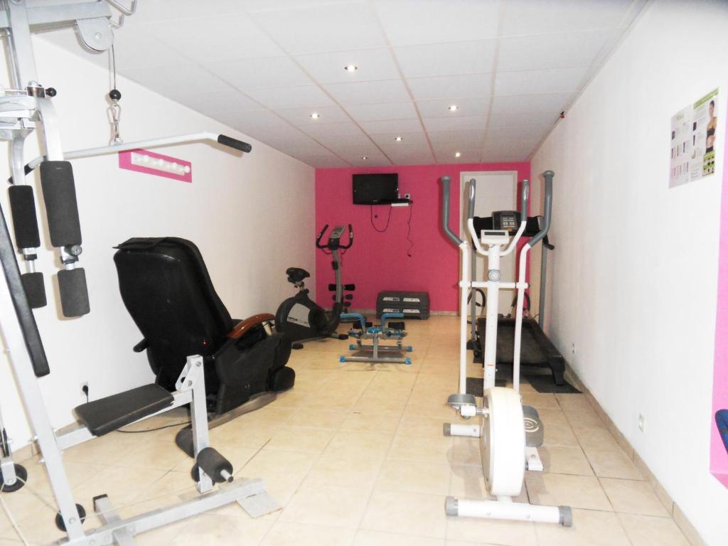 Fitness centrum a/nebo fitness zařízení v ubytování Le Mas de la Grenouillère