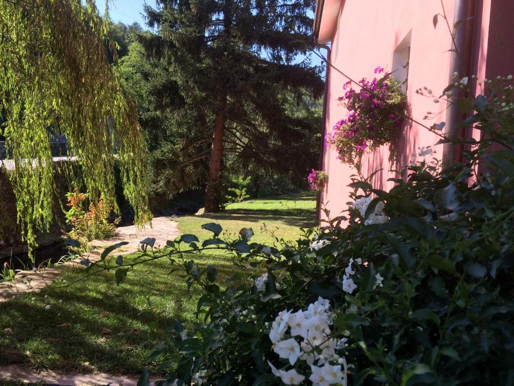 Vonkajšia záhrada v ubytovaní Agriturismo Terrarossa