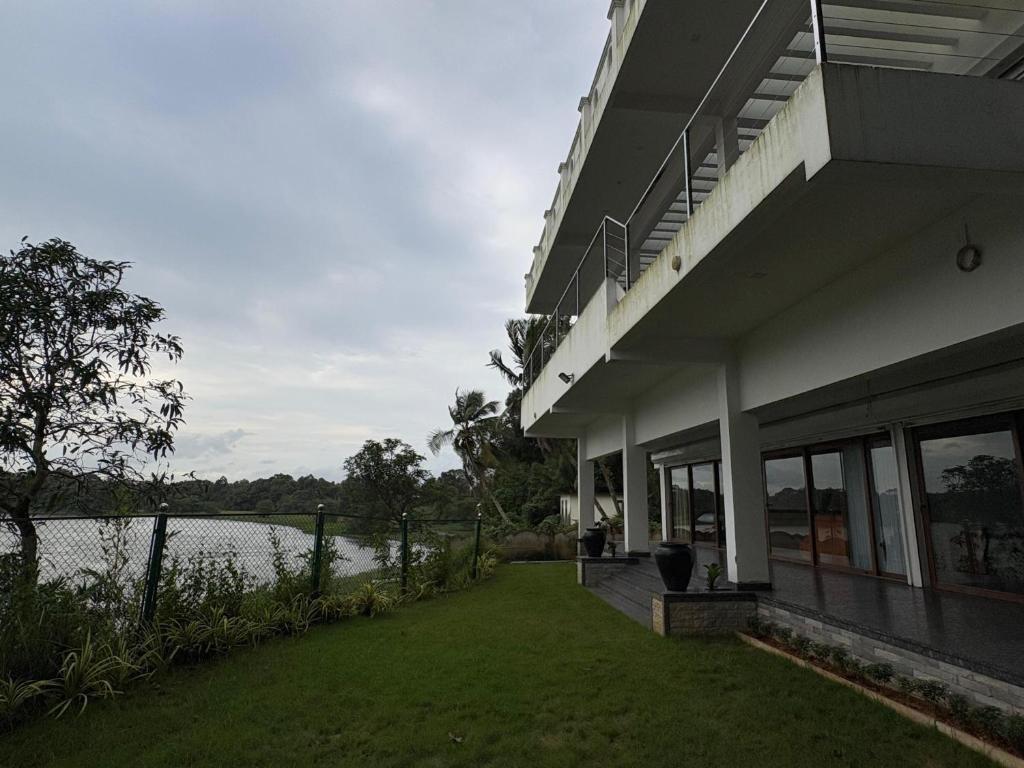 Θέα στο ποτάμι κοντά σε αυτό το δωμάτιο σε οικογενειακή κατοικία