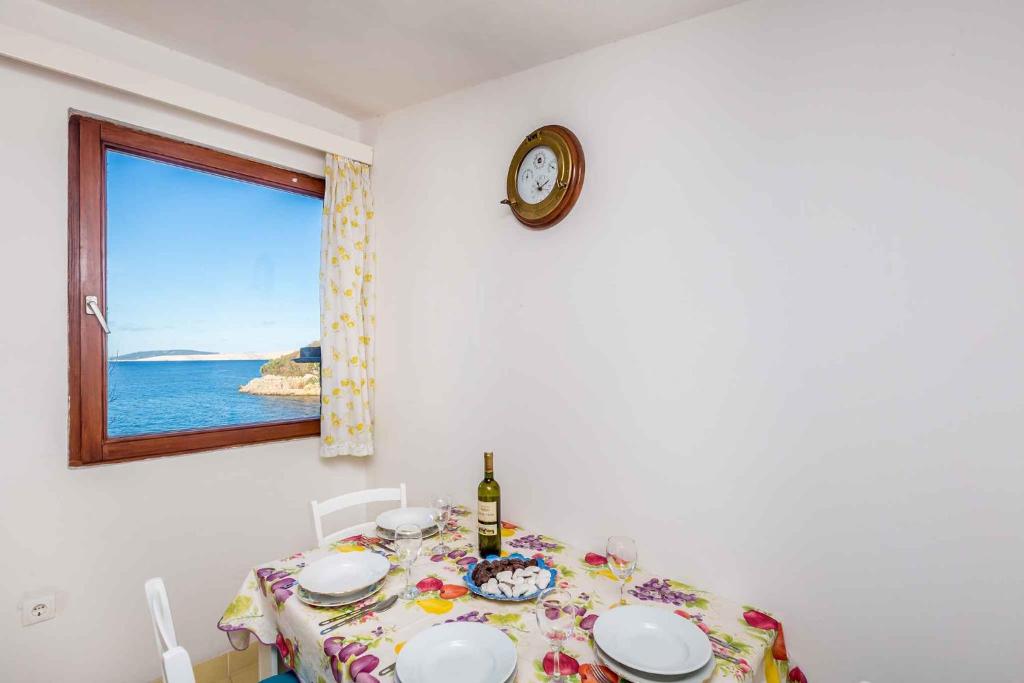 Galería fotográfica de Apartments in Starigrad kod Senja 27140 en Starigrad