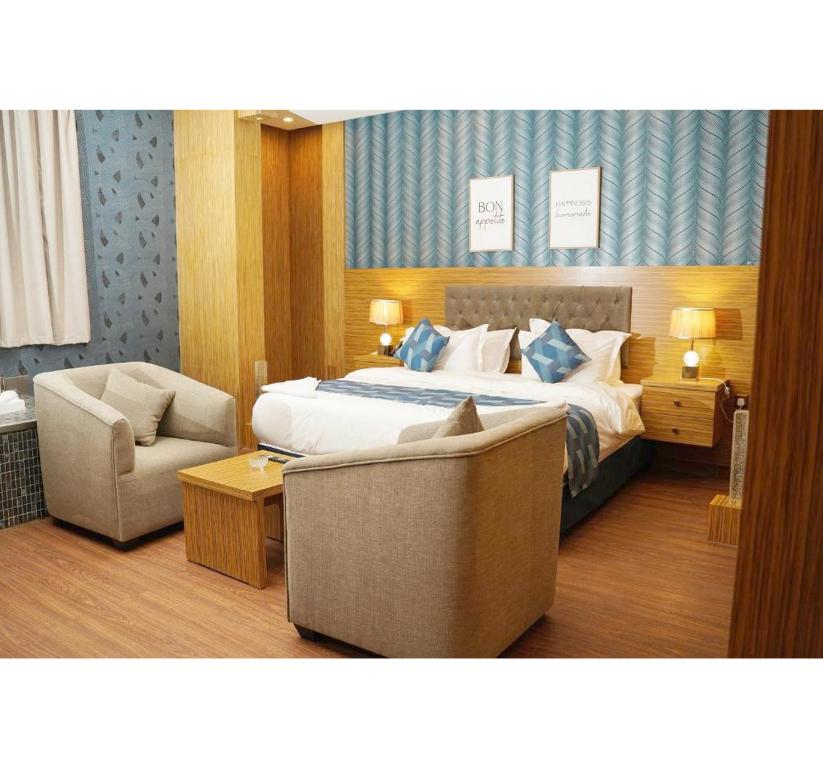 PALETTE LUXURY MAS HOTEL