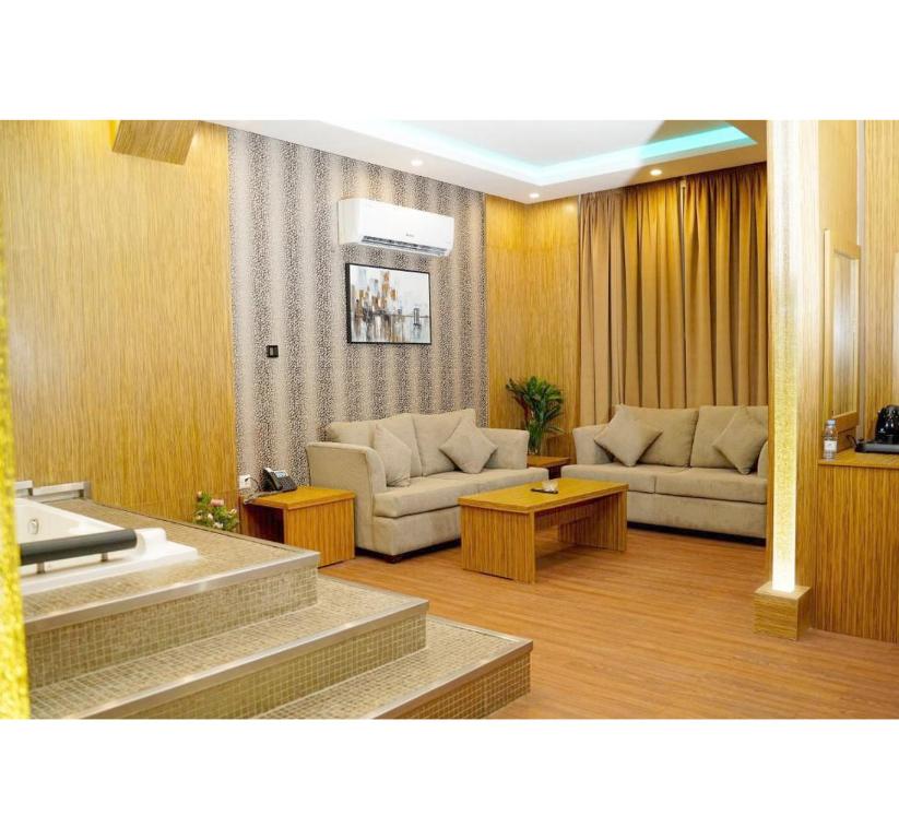 PALETTE LUXURY MAS HOTEL