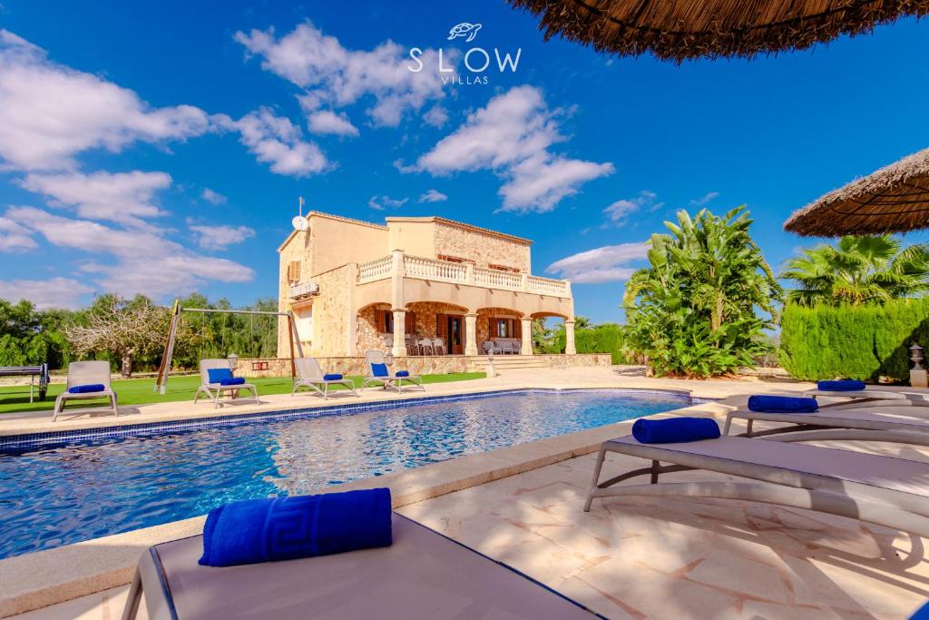 Villa Es Contes by Slow Villas