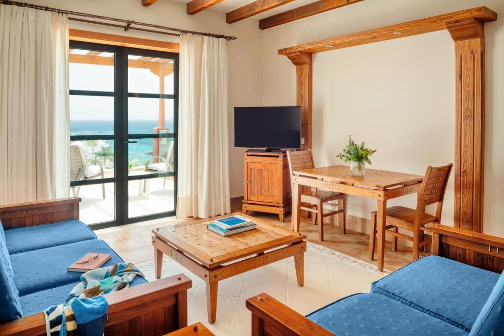 Princesa Yaiza Suite Hotel Resort - 