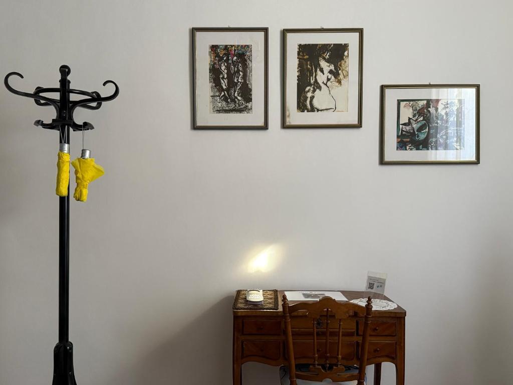 La casa di Hermes - Double Room With Private External Bathroom