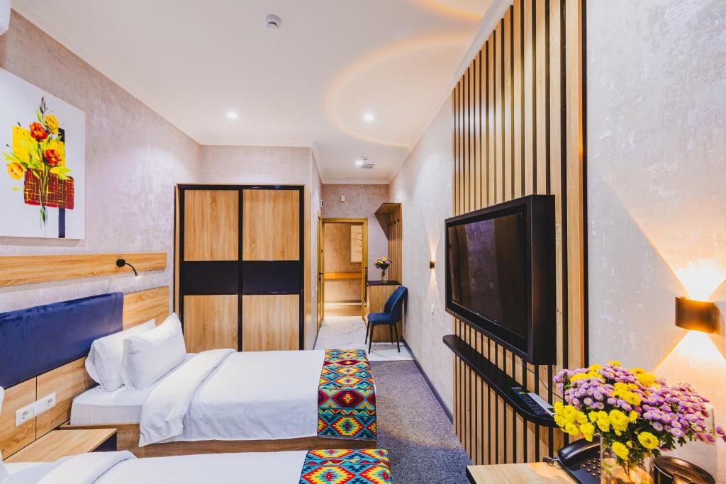 Μια τηλεόραση ή/και κέντρο ψυχαγωγίας στο Art City Hotel