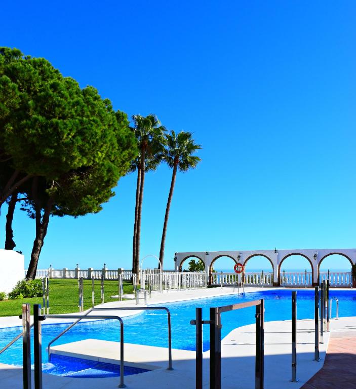 Precioso apartamento de dos dormitorios con jacuzzi privado en Benalmádena