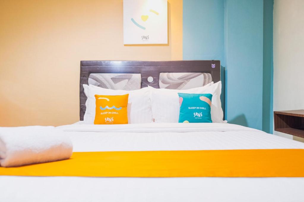 Sans Hotel Cemara Asri Medan - 高级双人间