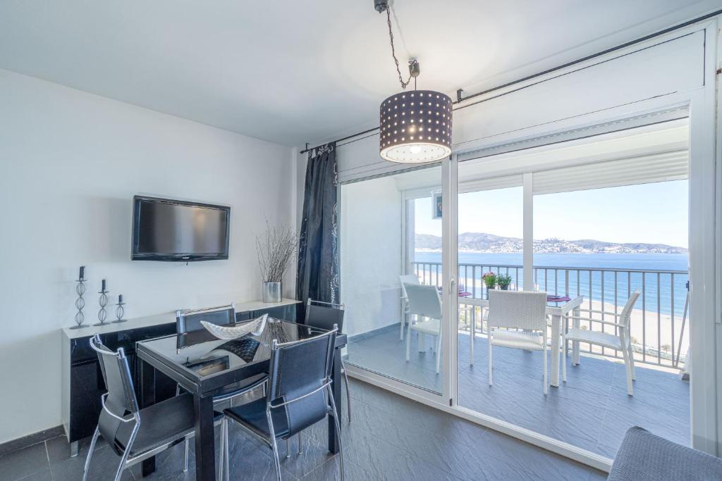 Basic Comfort Studio Manhattan 16º 0115 con vistas al mar