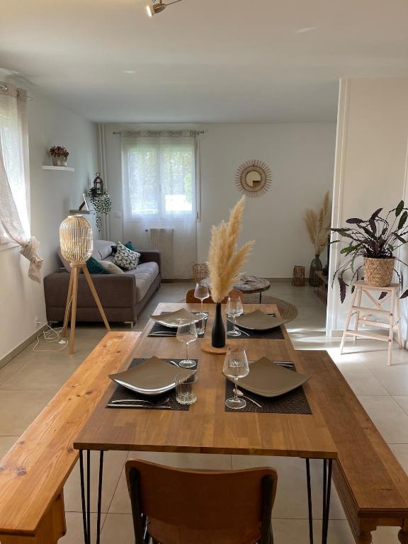 Appartement avec Parking gratuit sur place