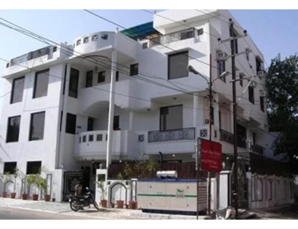 Το κτήριο όπου στεγάζεται  το δωμάτιο σε οικογενειακή κατοικία