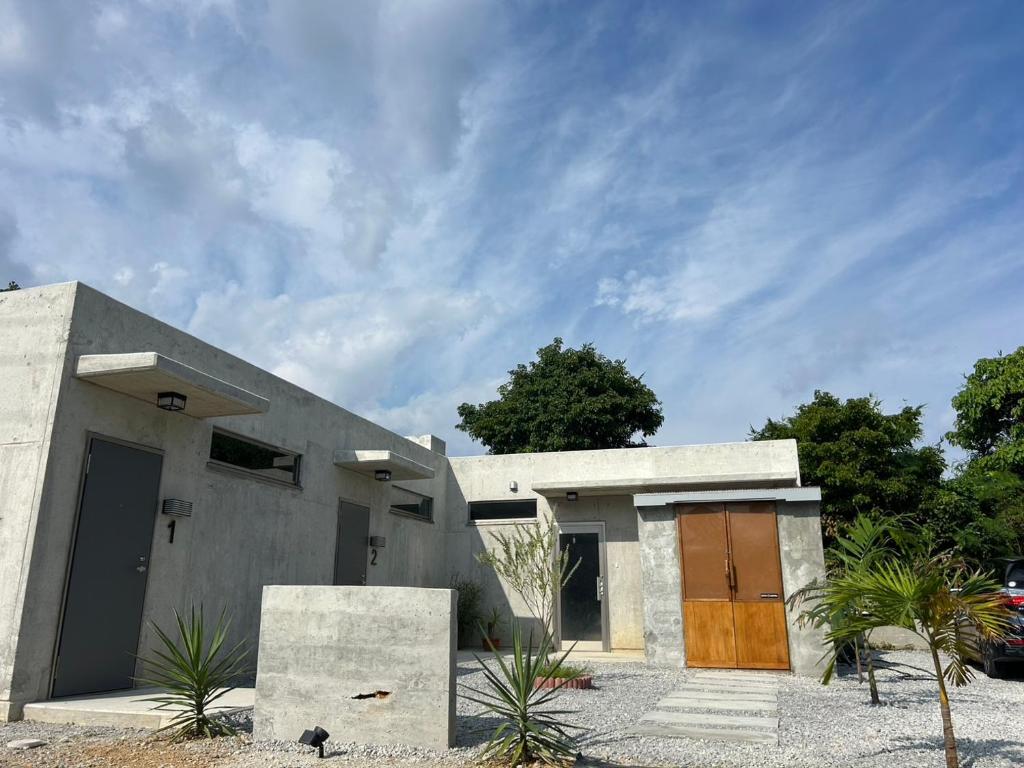 Το κτήριο όπου στεγάζεται  το ξενοδοχείο