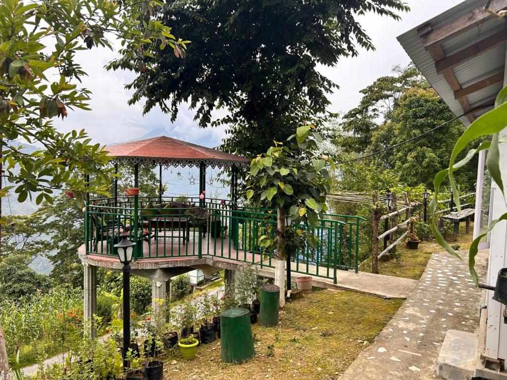 Φυσικό τοπίο κοντά σε αυτό το δωμάτιο σε οικογενειακή κατοικία