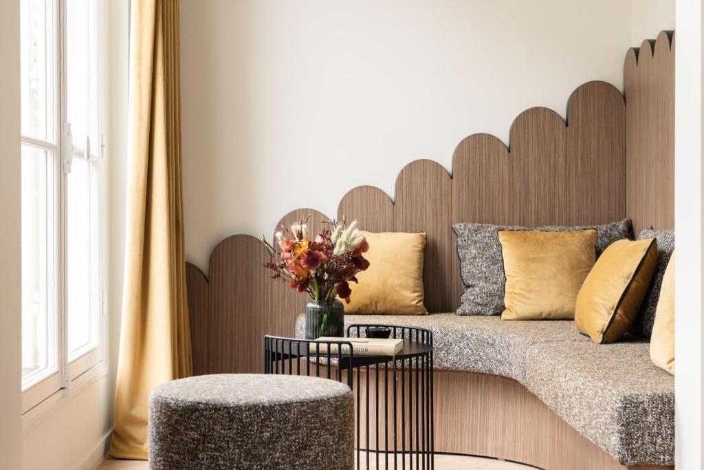 1.75 Paris La Source - 9