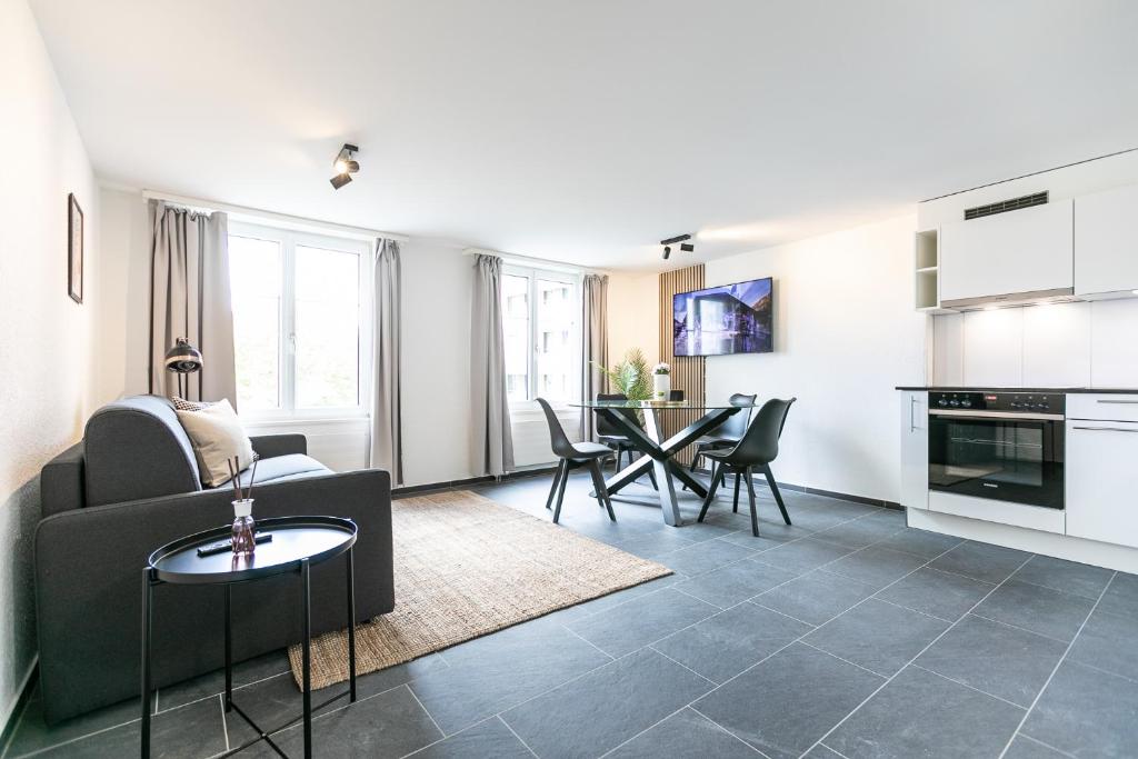 
One-Bedroom Apartment
