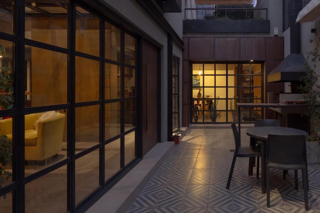 Fotografie z fotogalerie ubytování Industrial House in Mendoza with Jacuzzi v destinaci Mendoza