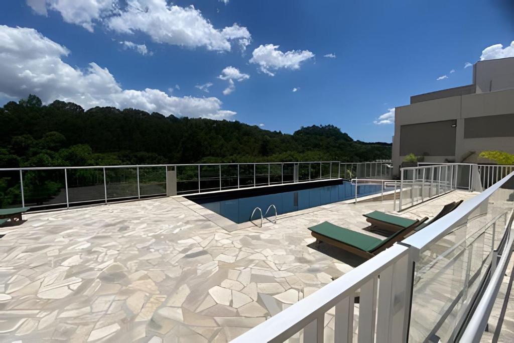 Bazén v ubytování Valente Prime Loft nebo v jeho okolí