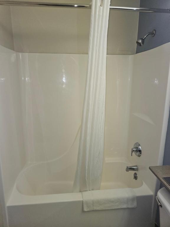 Microtel Inn & Suites by Wyndham - Queen Kamer Met 2 Queensize Bedden – Niet-Rokers