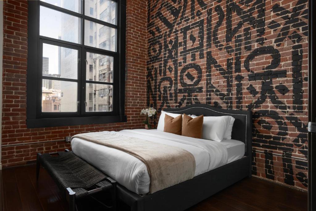 Audemar Boutique Hotel and Apartment Homes - Two-Bedroom Apartment With City View