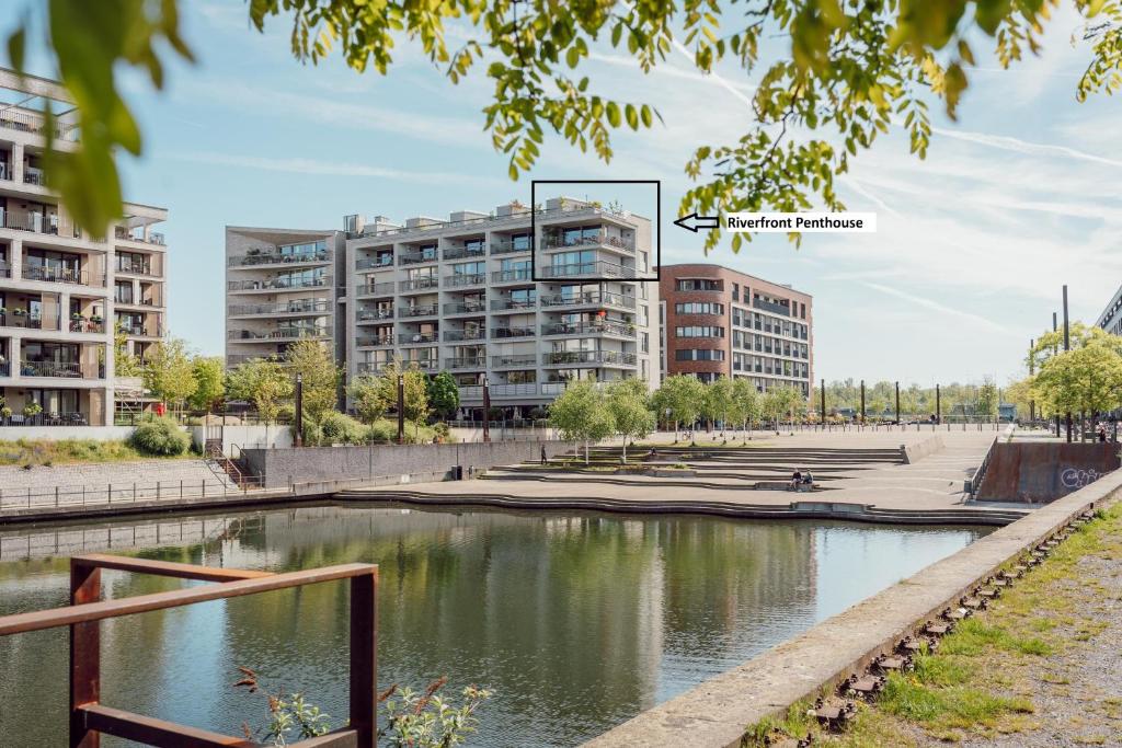 Luxury Apartments In Washington, DC | Riverpoint - Riverfront Penthouse Apartments