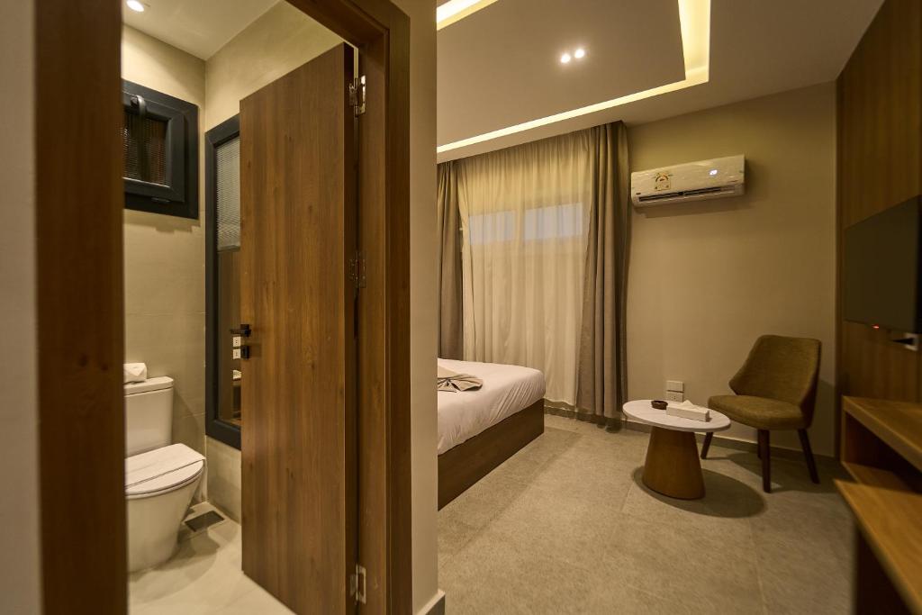 Kemet Pyramids View Hotel - 10