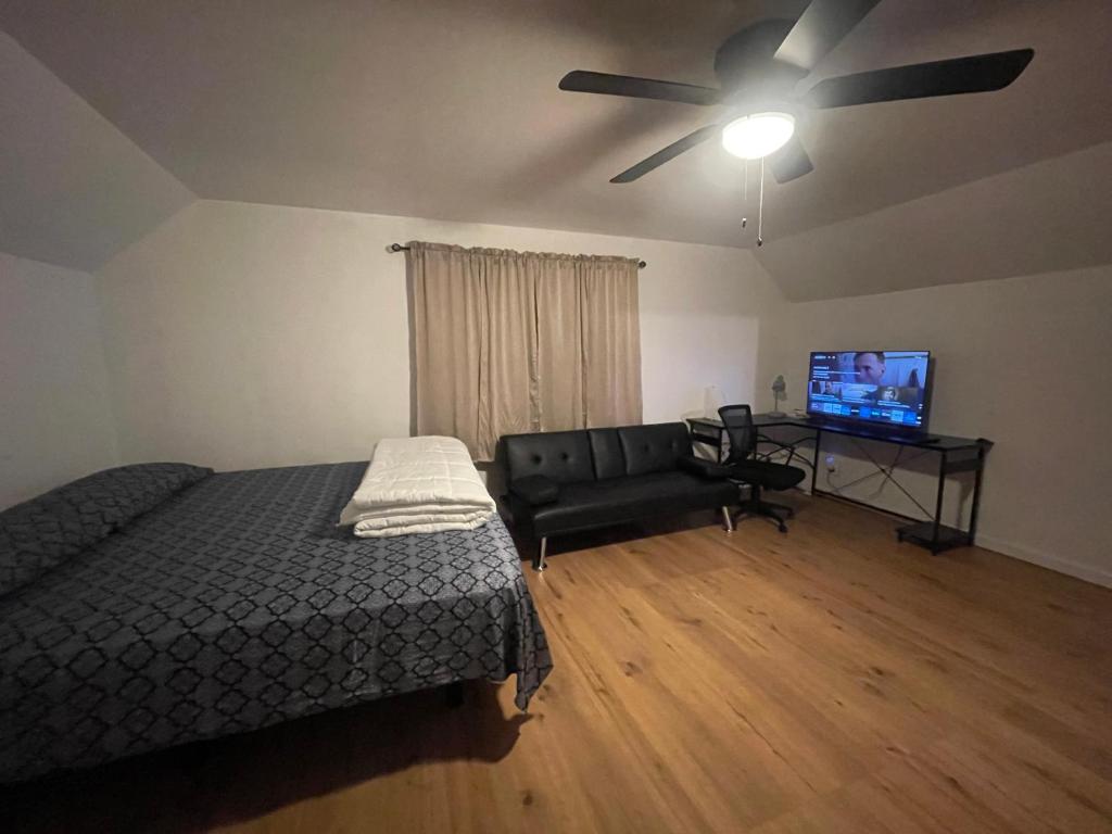 Imagem da galeria de Family 4BR Retreat Near Buffalo, Airport & Falls em Cheektowaga