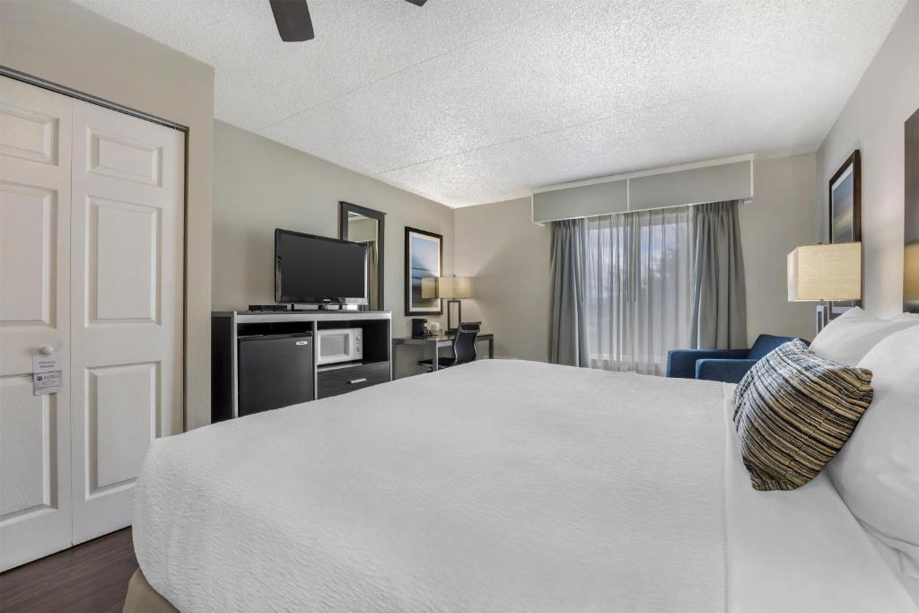 Best Western Pier Point Inn - Error