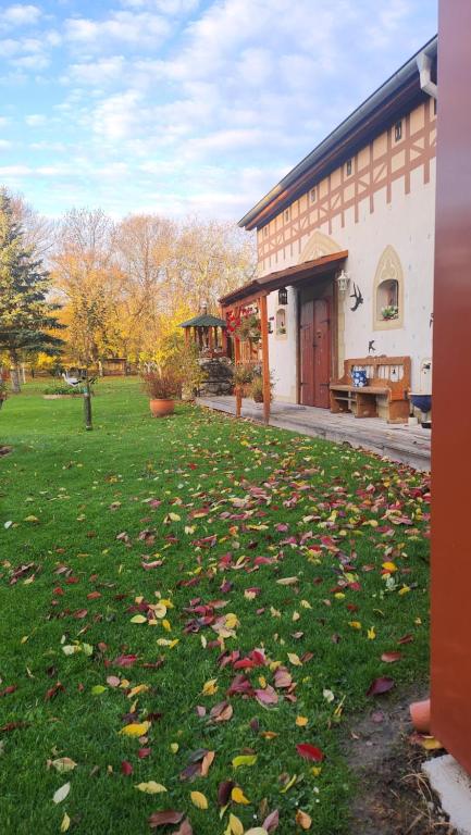 Κήπος έξω από το Svatoplukovo království