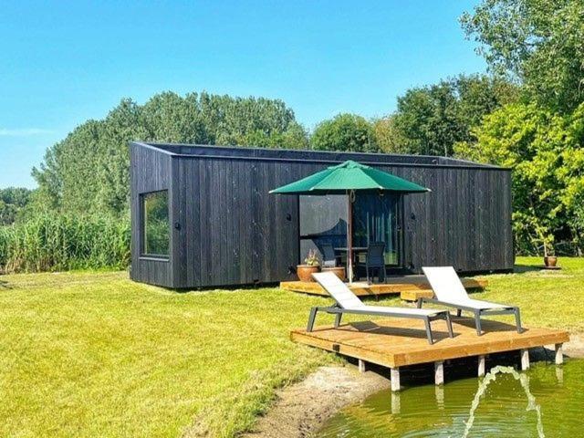 Κήπος έξω από το Black Pearl