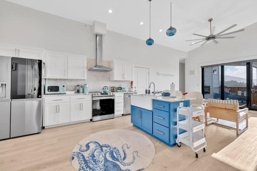 Kuchyň nebo kuchyňský kout v ubytování Deja View - Ocean View Neskowin Luxury