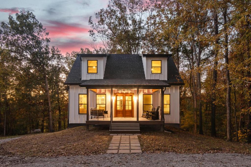 Το κτήριο όπου στεγάζεται  η παραθεριστική κατοικία