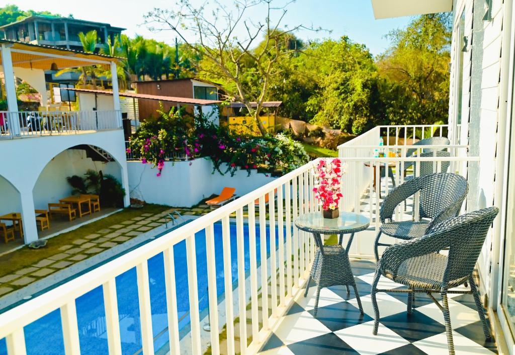 Φωτογραφία από το άλμπουμ του Seawood Beach side σε Morjim