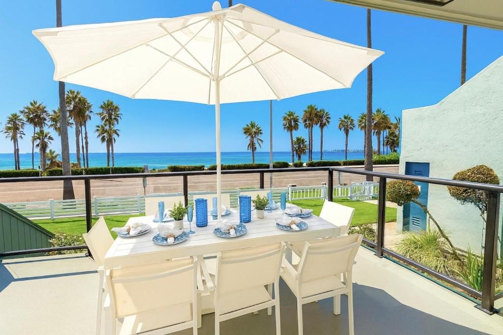 Nespecifikovaný výhled na moře nebo výhled na moře při pohledu z prázdninového domu