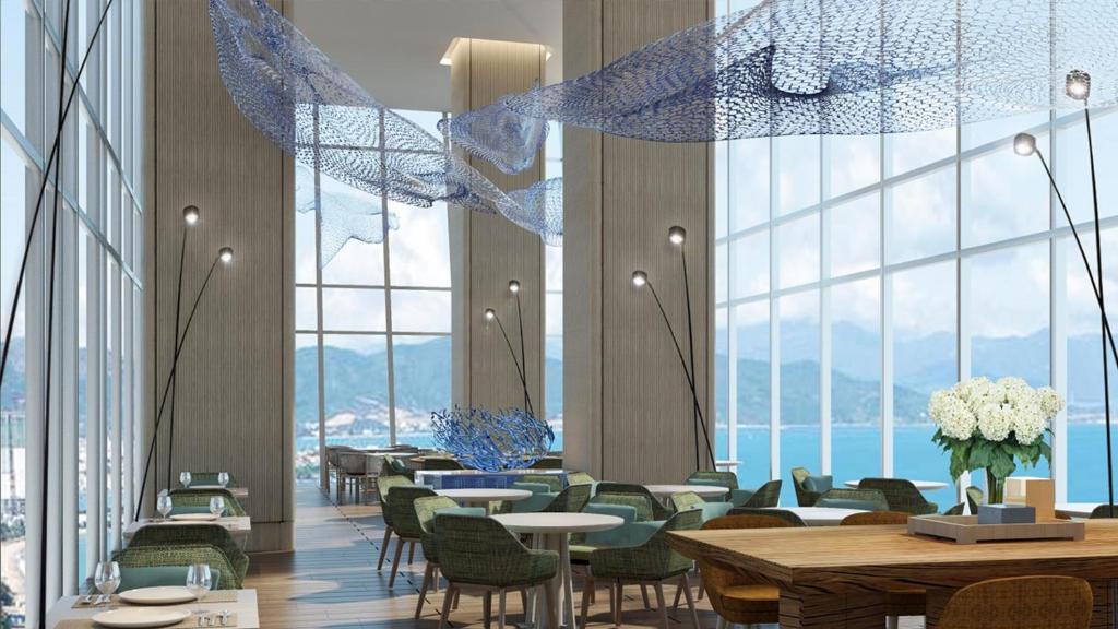 Nespecifikovaný výhled na hory nebo výhled na hory při pohledu z hotelu